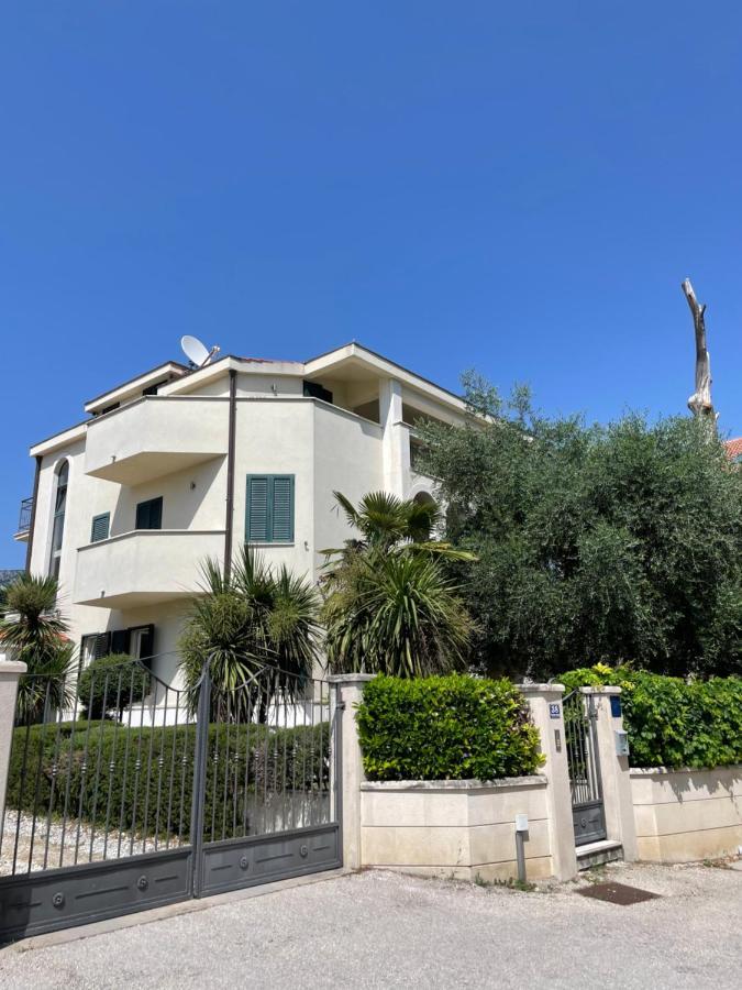 Seaside Apartments Kastela Ngoại thất bức ảnh